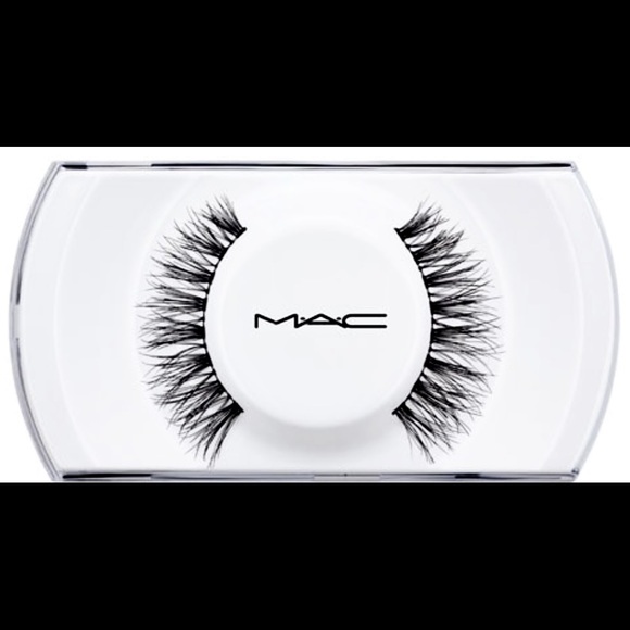 🖤5/$25 NEW MAC Lash/80 Romantic Lashes🖤 - Picture 3 of 5